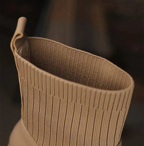 Bota Cano Curto feminina de Couro Legítimo