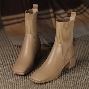 Bota Cano Curto feminina de Couro Legítimo
